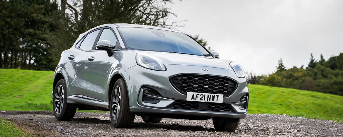 Ford Puma driving around corner