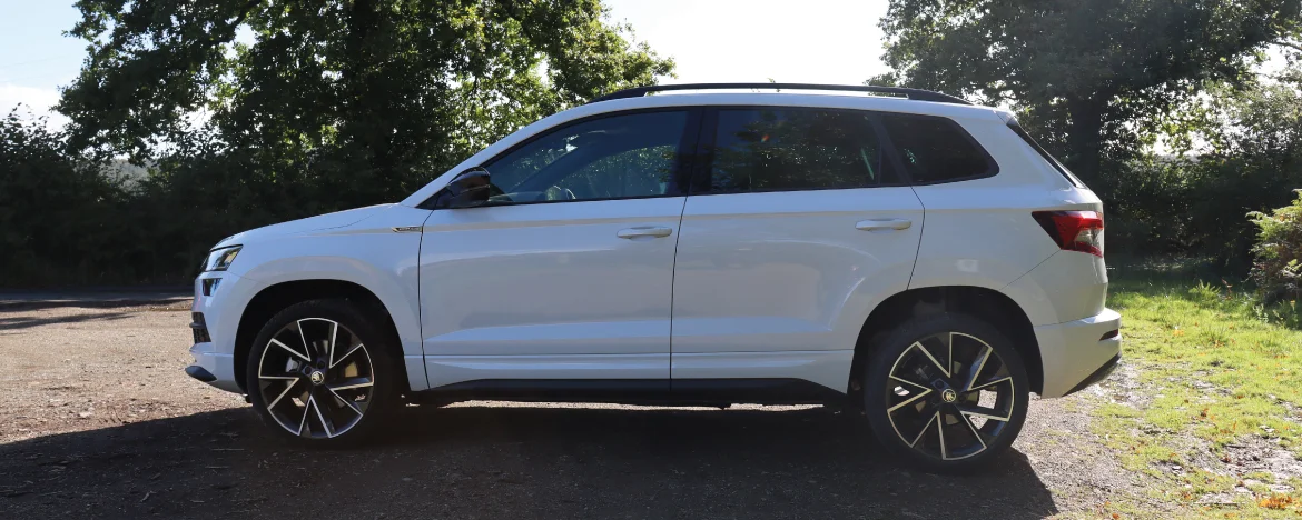 Skoda Karoq parked in layby 