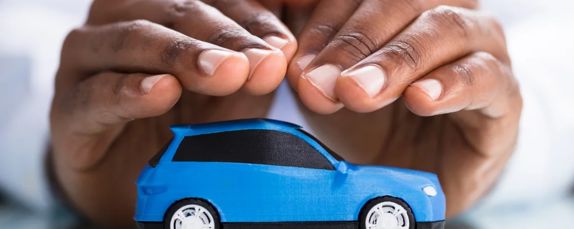 Hand protecting small car toy
