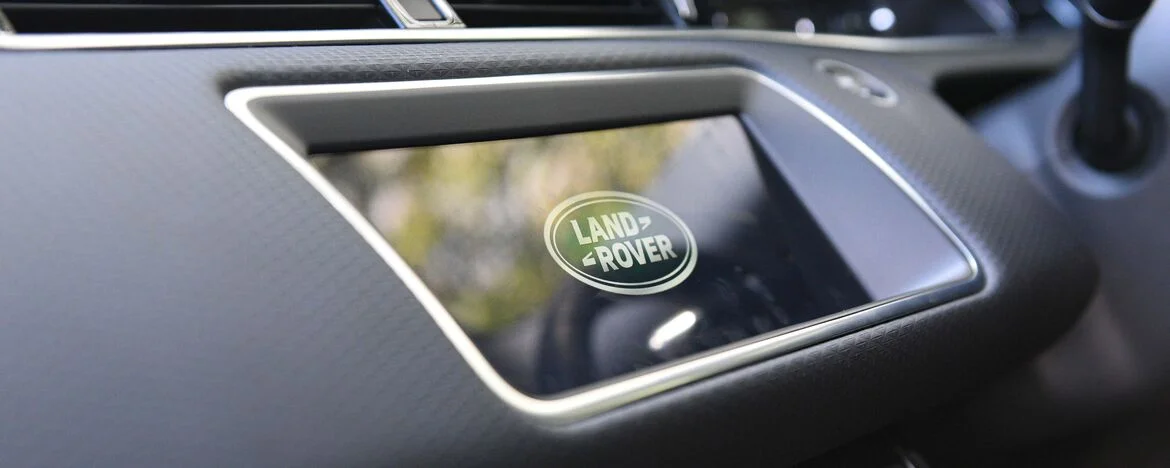 Land Rover logo