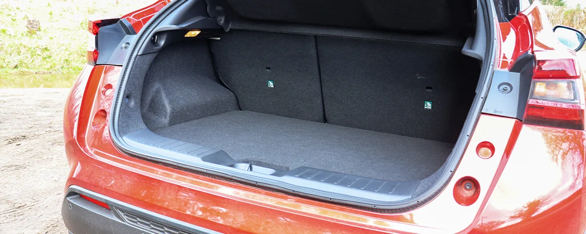 Nissan Juke boot space