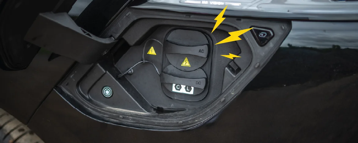 MG IM6 charging port