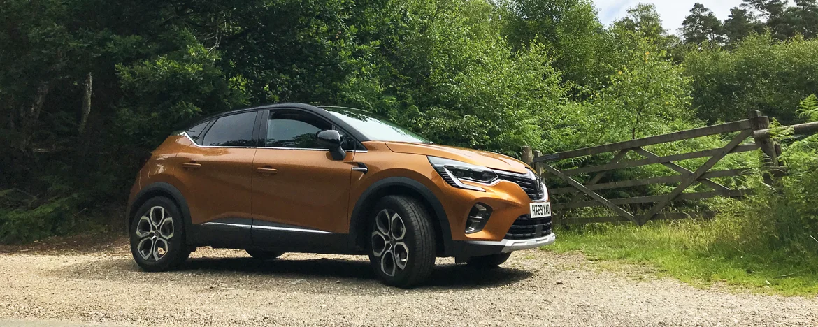 Orange Renault Captur