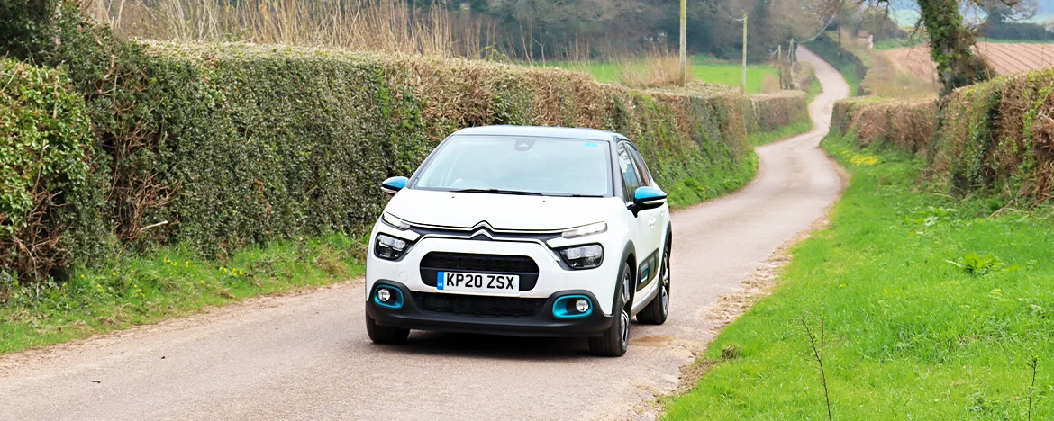 Citroen C3 driving 