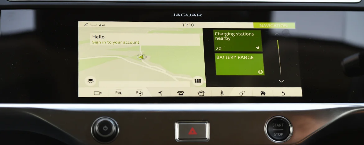 Jaguar-i-pace-screen