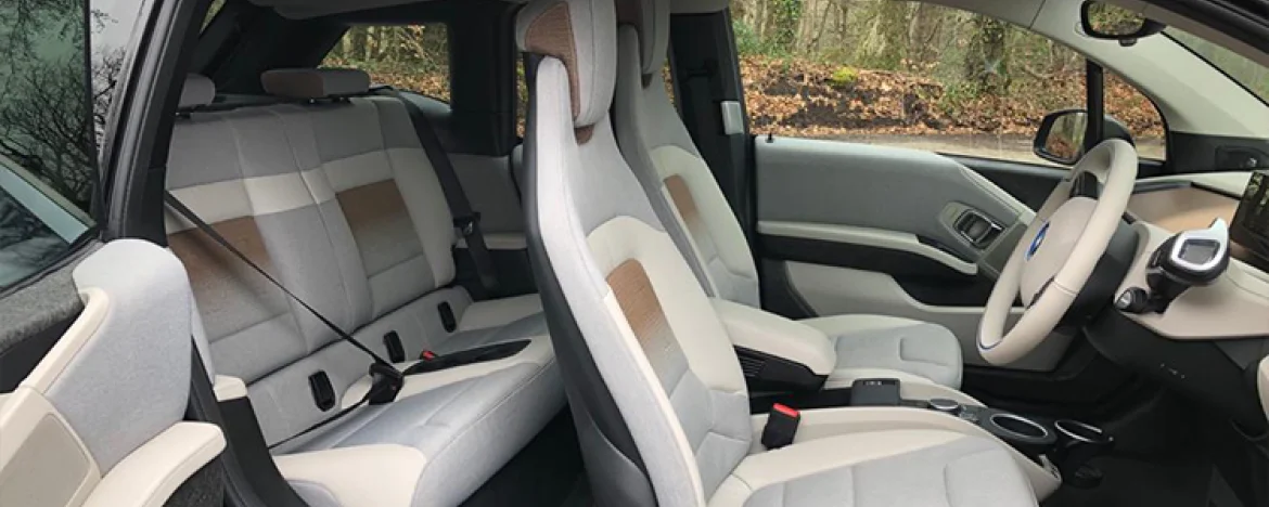bmw i3 interior side view
