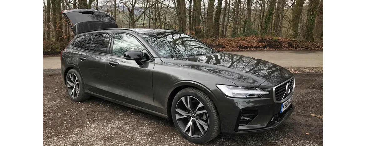 volvo-v60-with-boot-up