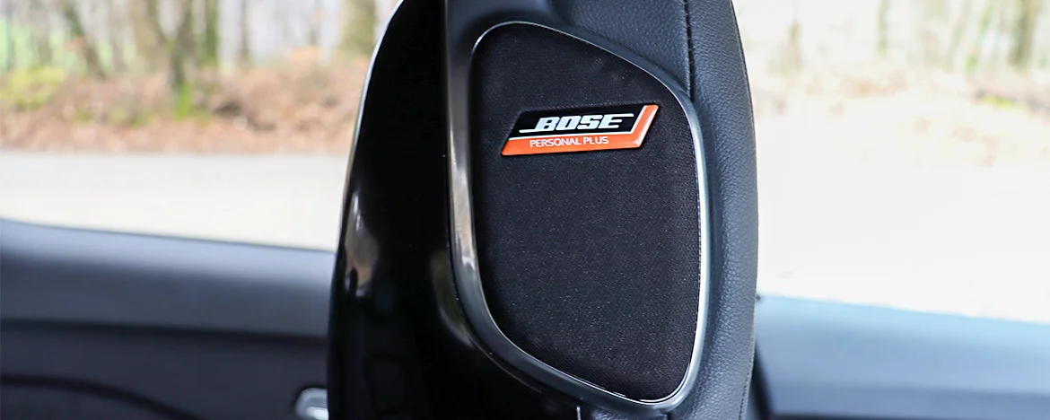 Bose speakers in headrest of Nissan Juke