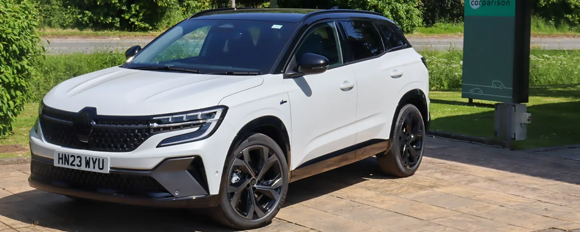 Renault Austral E-Tech parked at Carparison