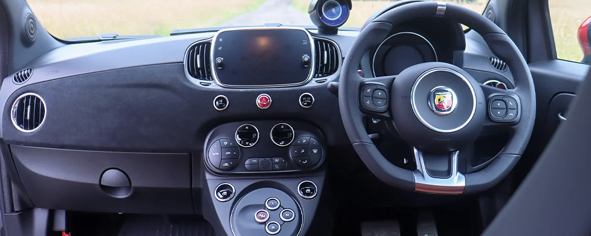 Abarth 595 infotainment system