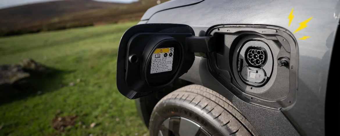 Suzuki e-Vitara charging port