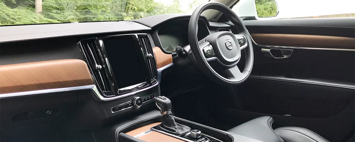 Volvo S90 Cabin