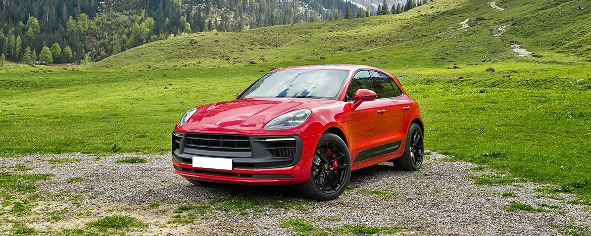 New 2021 Porsche Macan nose