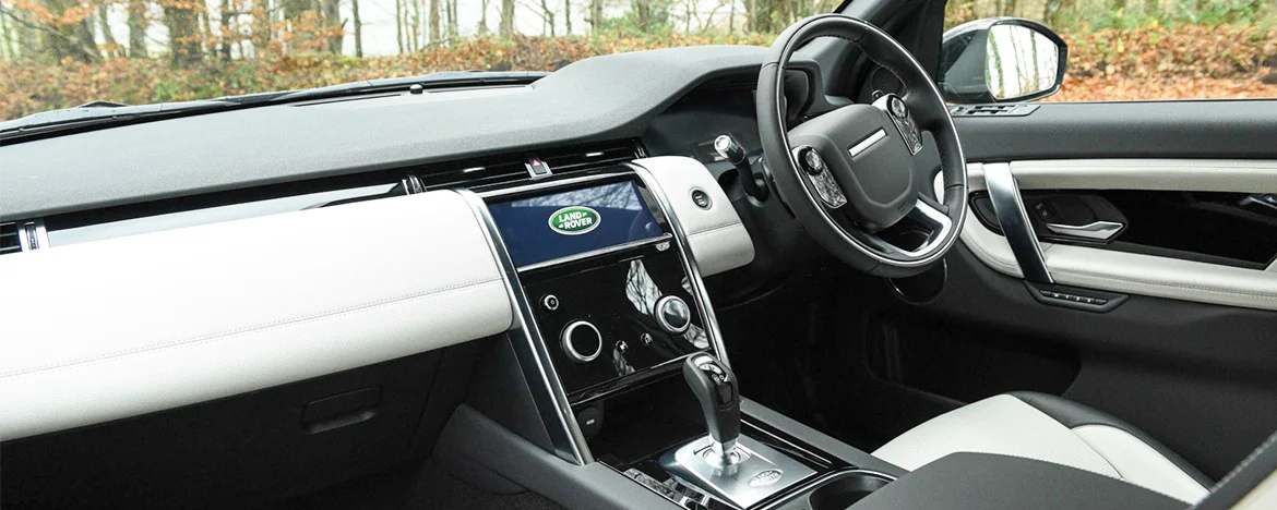 land-rover-discovery-sport-interior