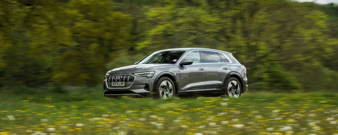 Audi e-tron Sport 50 Quattro driving