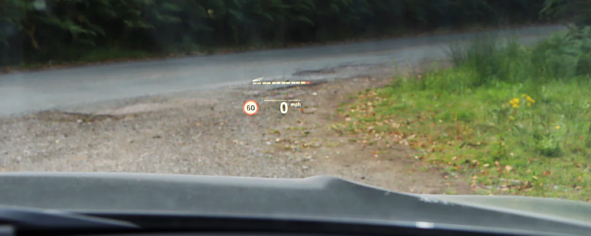 heads-up-display-320d-touring