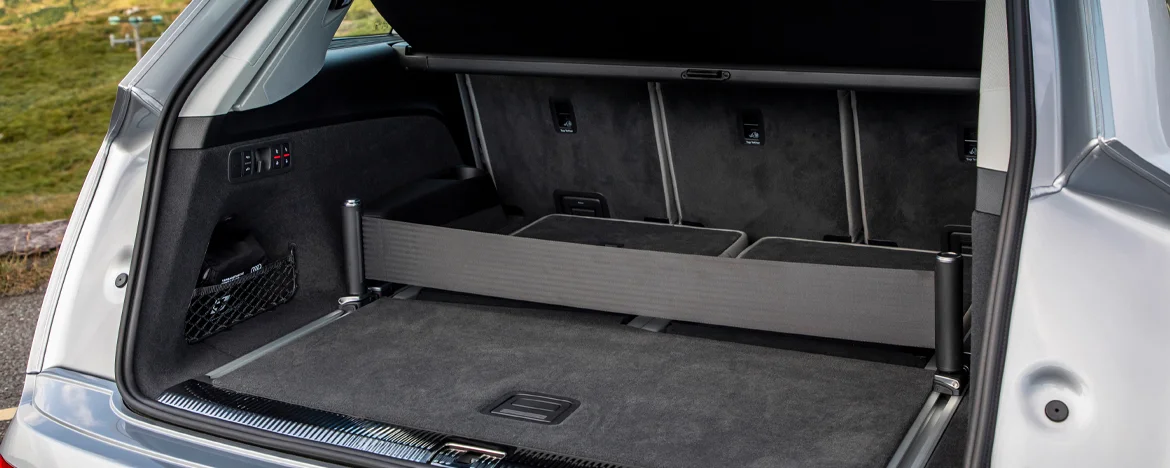 Audi Q7 boot space