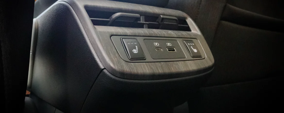 Nissan Ariya charging ports 