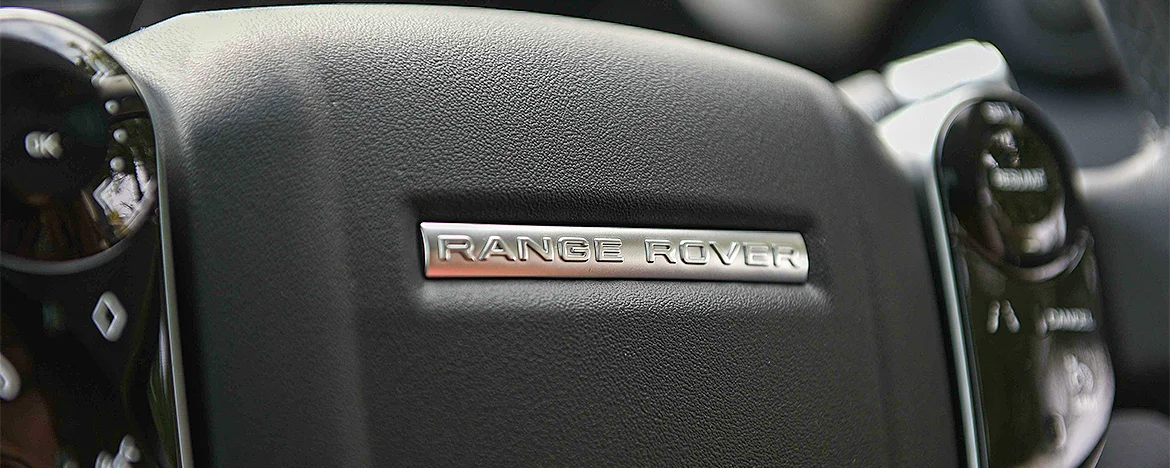 Range-Rover-steering-wheel