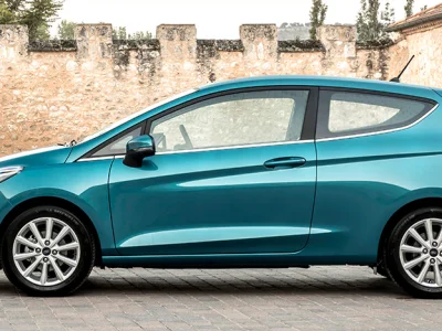 Nine of the Best Small Cars for New Drivers | Carparison