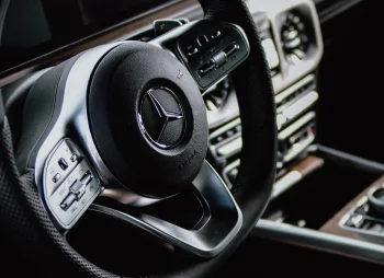 mercedes-benz-interior-focussed-on-steering-wheel