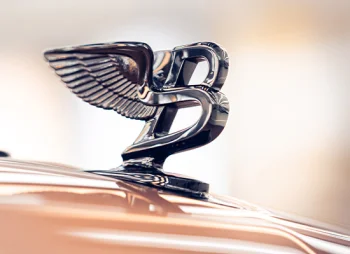 Bentley Mulsanne badge