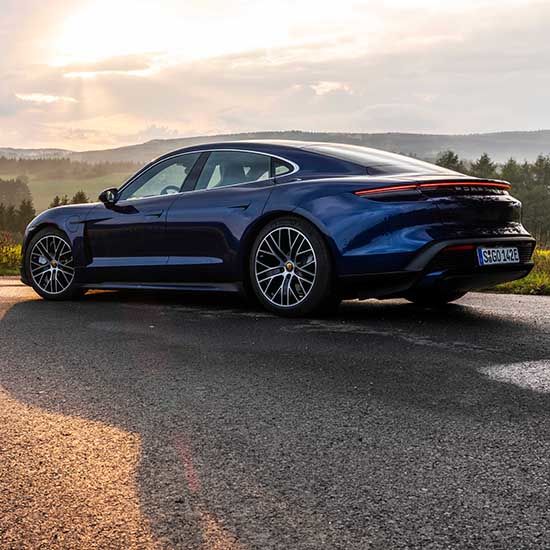the-best-fast-electric-cars-small-image